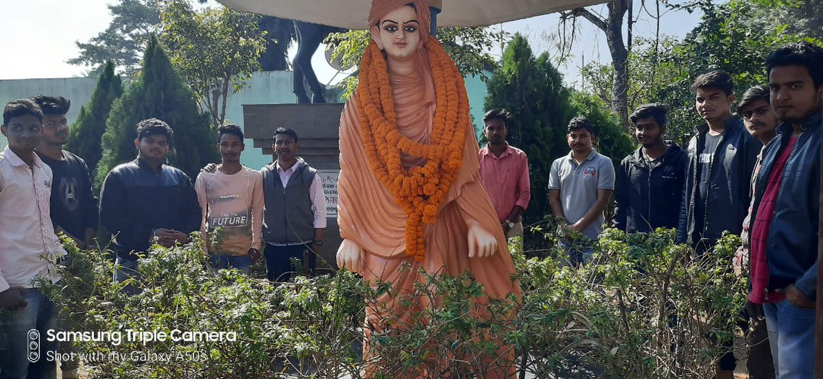 abvpodisha's tweet photo. Keonjhar unit celebrated #SwamiVivekananda jayanti and made a awareness campaign in support of citizenship amendment act. #ABVP #StudentsSupportCAA https://t.co/yUAZgYmXfA