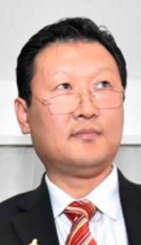 LemaCasimira's tweet photo. #LOULTIMO @ChiHyunChung1 afirma que está a punto de concretar una alianza con una organización política para presentarse como candidato presidencial en mayo. De veras que perdí la cuenta de cuántos presidenciales irán éste 2020🤦‍♀️ https://t.co/UQpWg7mZiK