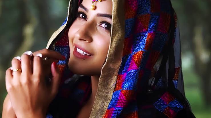 rashisain25's tweet photo. @shehnaazshine Luv u sana #SanaWorldWide https://t.co/Q8cWi774aG