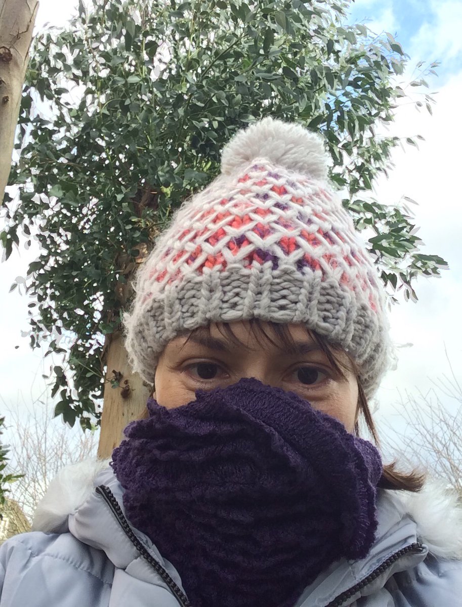 poodlefluff1's tweet photo. #wrapupgetout @PushingAheadNfk https://t.co/cMNDznJRBA