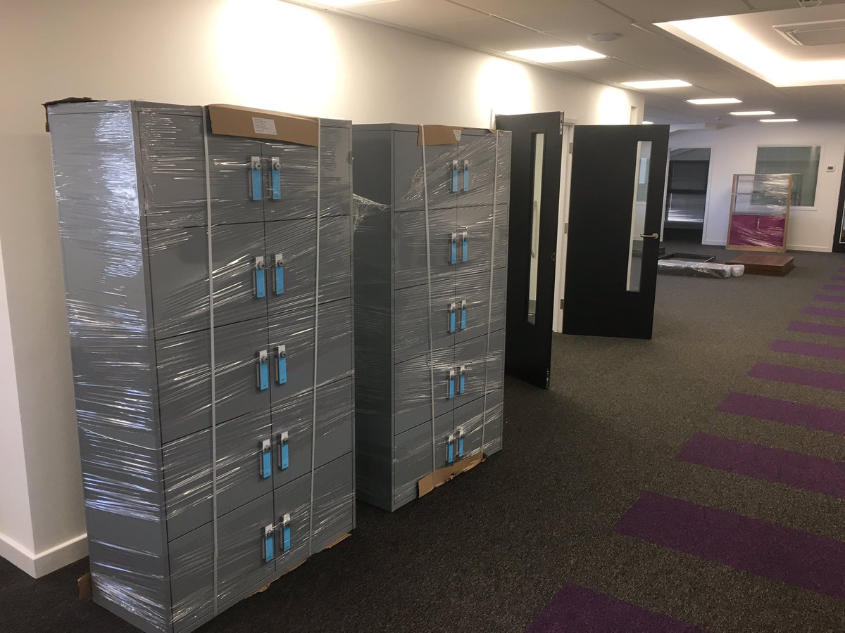 ActivBusinessUK's tweet photo. Busy morning this weekend! Looking forward to sharing the final results of our latest #officefurniture installation next week #officedesign #Buckinghamshire https://t.co/oYllfs6OaL