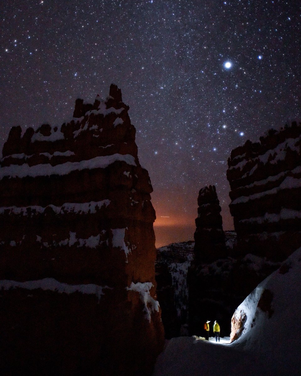 legacyadventure's tweet photo. The universe seems so much more infinite when wondering in the canyon country. https://t.co/GinrKpVLkI