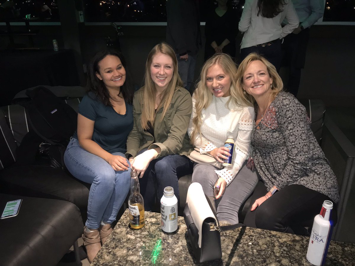 mader826's tweet photo. #vandyradonc holiday party https://t.co/LH5ge1OEhG