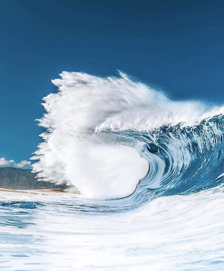 info_ch2's tweet photo. “Like every breaking wave...on the shore...after the next one, there’ll be one more” - U2 
Opportunities are like breaking waves. They come again and again. If your prepared, you get the most out of it. If your not prepared, you get battered or you miss out. If you are unprepared https://t.co/VWnAtaNXXh