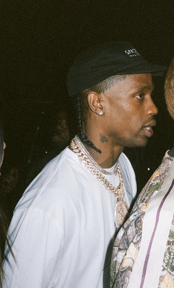 RodeoTheAlbum's tweet photo. SOCIAL EXPERIMENT: if you come across this tweet, reply with the first Travis Scott lyrics that come to mind. https://t.co/EXCh2BSdft