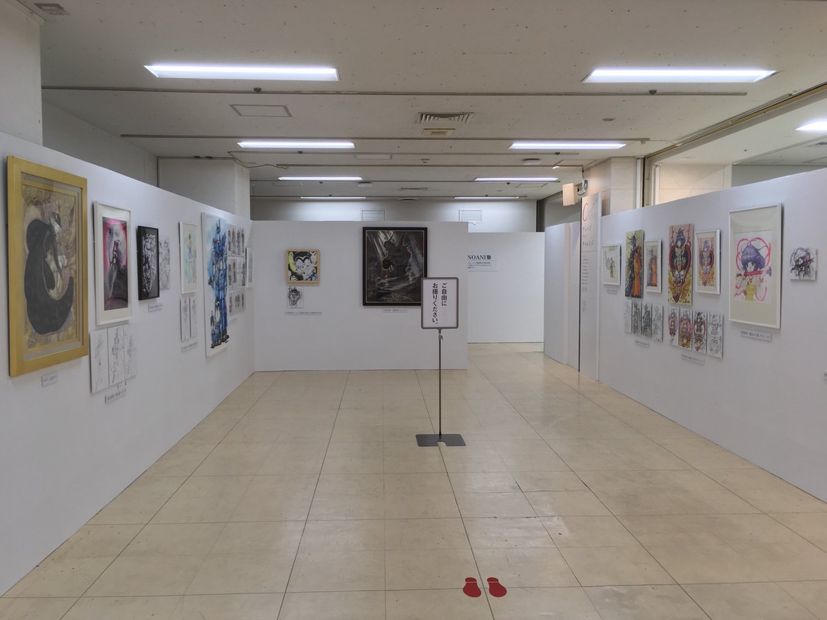 theta30's tweet photo. そういえば、ラフ∞絵展見てきた。情報量が膨大で秋本先生のネームの数が凄かった。黄金展→万華鏡展→ラフ絵展とはしごしたけど時間全然足りなかった〜1日がかりでじっくり見たい…というかもう住みたいレベルwグッズの種類も豊富で危うく散財するとこだった^^; https://t.co/NcsYwTdTZF