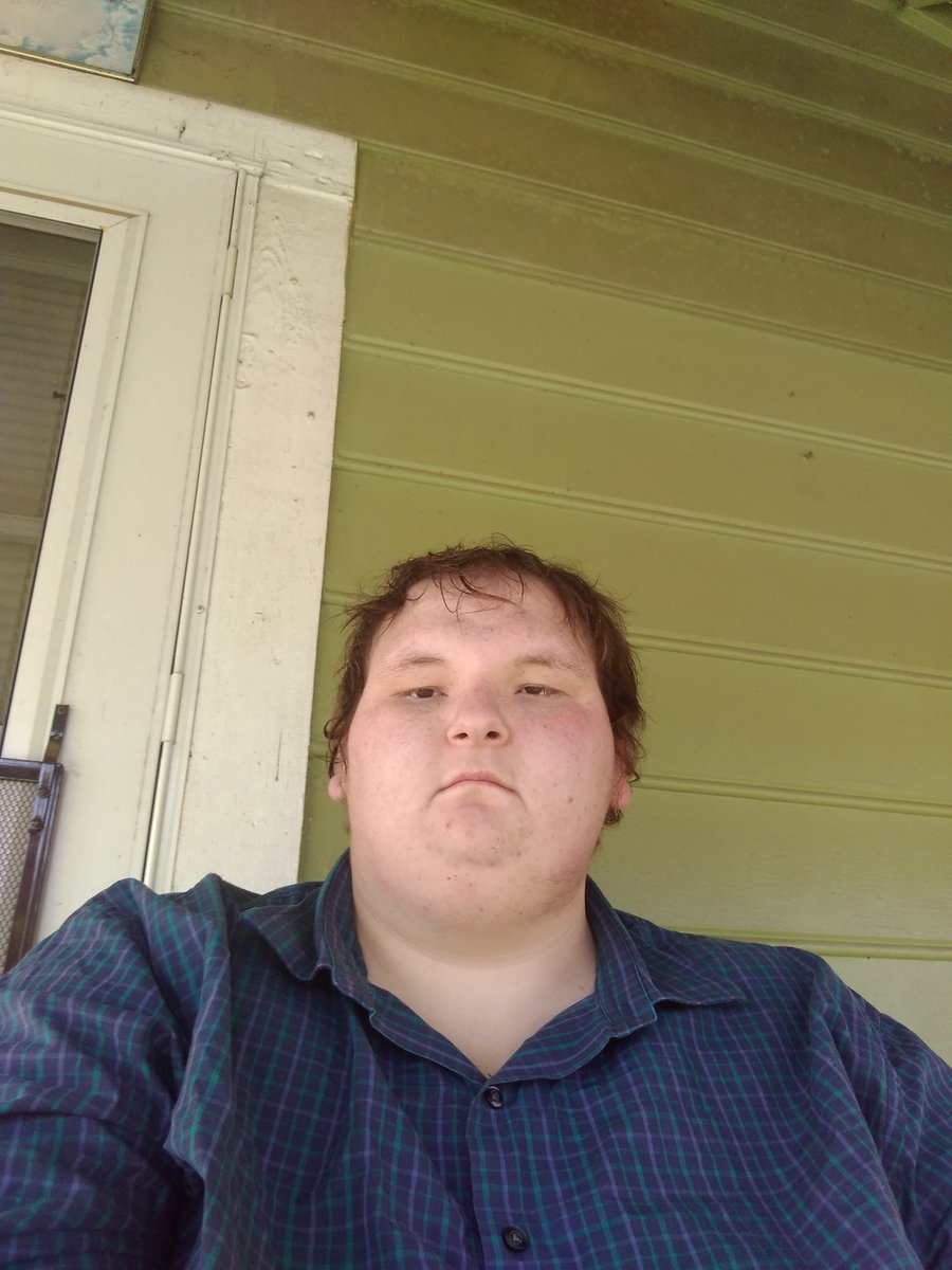 DanielChitwood's tweet photo. God I'm tired but up and getting ready to go to church https://t.co/dNg9nF0aC3