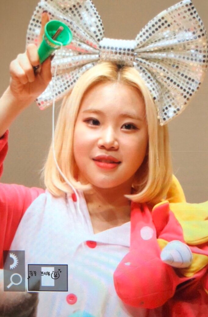 JOOE_bubu's tweet photo. 200112 대방 팬사인회 프리뷰 

(⌒▽⌒)

#MOMOLAND #모모랜드 
#주이 #JOOE  #ジュイ
#이주원 

@MMLD_official https://t.co/CDN3l9Kkt5