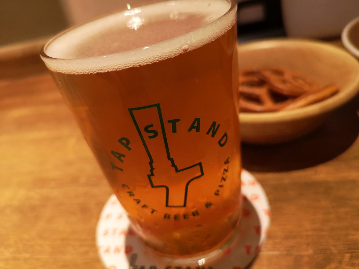 beer_3ne's tweet photo. 湘南ビール / IPA American Style
Black Raven / Trickster
Repubrew / Berry Muffin Pastry Amber
ラストのベリーマフィン
サワーエールのような酸味!
#ビール #クラフトビール #クラフトビール備忘録 #湘南ビール #blackraven #repubrew #新宿 #tapstand https://t.co/fKIMJeEtat