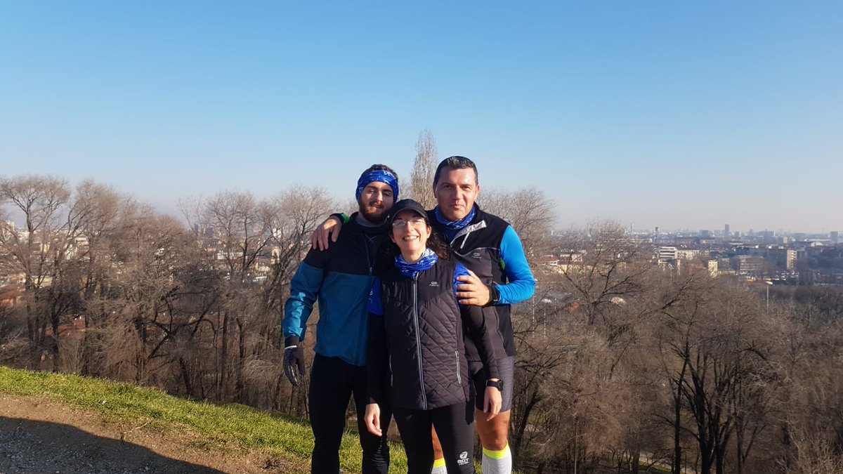 NaviglioTeam's tweet photo. Domenica e non solo, si corre!! @amoamicidimarco #stracasorate #trainningmilano #chefreddo #sugar #arena #capitano200maratone #navigliorunningteam https://t.co/Yz05yGy7W9