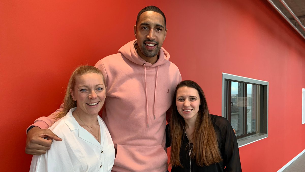 Sportsound live on BBC Radio Scotland
92-95FM 810MW
BBCSounds: bbc.in/3a52tCm
We discuss leadership &amp; captaincy in sport plus hear from <a href="/MeerGoose11/">Kyle Coetzer</a> <a href="/spetrosgalli/">Dr Simon Petrie</a> <a href="/KieronAchara/">Kieron Achara MBE</a> <a href="/Kimi48Renicks/">kimberley renicks</a> <a href="/kazmarshall7/">Kaz Cuthbert</a> 
bbc.in/3a52tCm