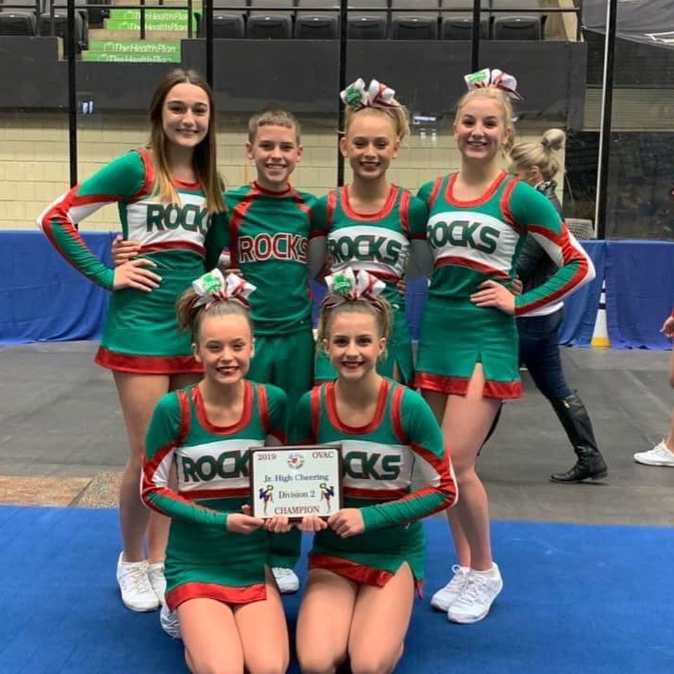 BarnesvilleSha2's tweet photo. ❤️☘️Good luck to BOTH the Junior High and High School Competition Squads at the BITS (Best in The State) competition today at St Clairsville High School.☘️❤️

Competition times are estimate: 
📣 Junior High 12:15pm
📣 High School  1:15pm https://t.co/RuiyVxjKrB
