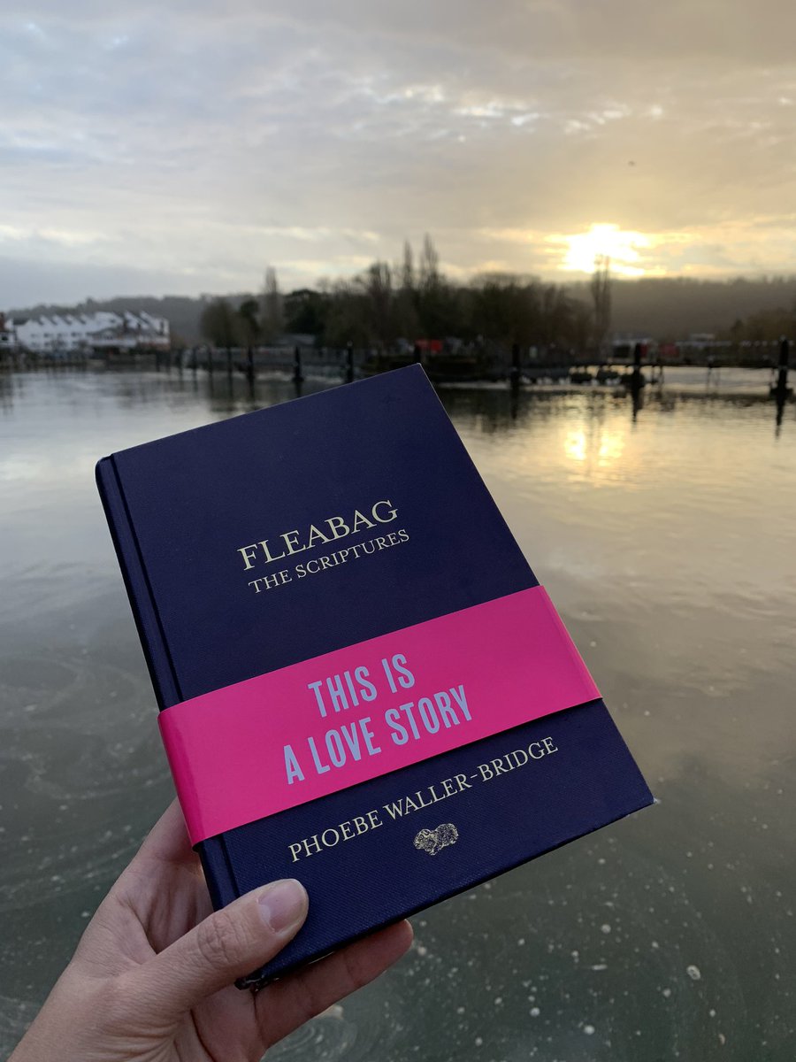 bestbookforward's tweet photo. Are you a Fleabag fan? I’ve only watched a couple of episodes, I got the book for Christmas and loved it! https://t.co/rZryfZ8EUC #Fleabag #phoebewallerbridge #book #bookstagram #booklover #reader #bookworm @phoebewallerbr1 https://t.co/qD54kpWfAs