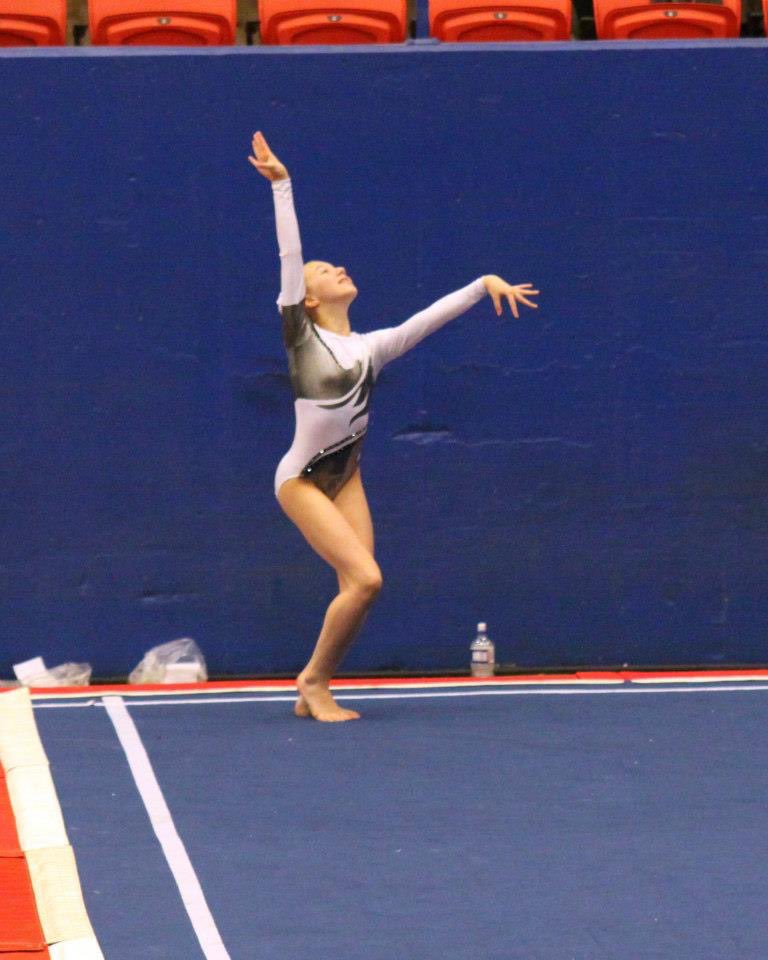 DeSwann_Buffy's tweet photo. And so starts the gymnastics memories @em_buffington!  Not the best scores, but not bad for having the flu!  Can’t believe this was 7 years ago. #niceblock #almostdidntdobars #lookatthosebackmuscles #alwaysprettyfingers #stayedonbeam #determination https://t.co/cK0lOMDDYr