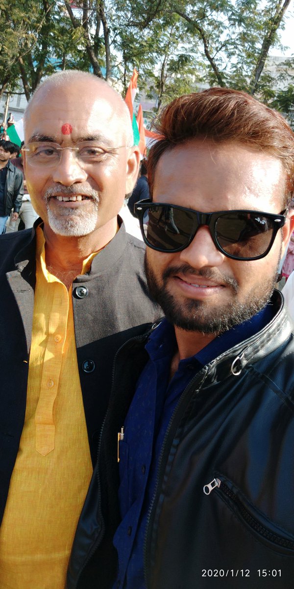 BalramS40660936's tweet photo. इंदौर #CAA के समर्थन में आयोजित रैली में दिखा जनसैलाब
इंदौर में CAA का एतिहासिक समर्थन,
धन्यवाद इन्दौर l
#IndiaSupportCCA
#CAAJanJagran
#MPSupportsCAA
#indoresupportsCAA https://t.co/fqJ8oizeLu
