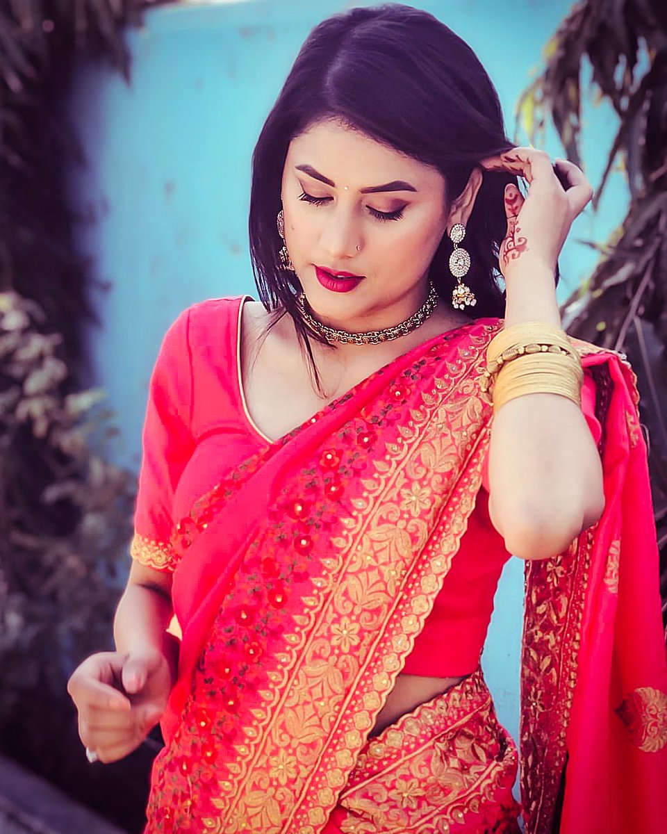 nepaliheroine's tweet photo. गायिका सन्ध्या जोशी.. #singer #sandhyajoshi ❤️❤️ https://t.co/1rUpQsWFbG