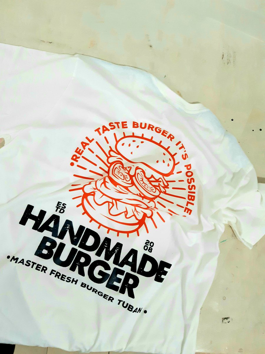 Joe10468256's tweet image. Cuma mencoba...

#kaos
#polyflex
#design
#burger