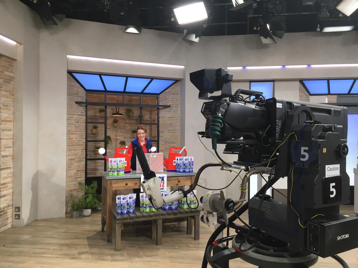 BlockBlitz's tweet photo. Block Blitz had two very busy shows on @qvcuk today. You can watch our latest show on the QVC website for lots of product information #blockblitz #qvc #cleanpaving #SundayMorning https://t.co/rXwtmGrROf