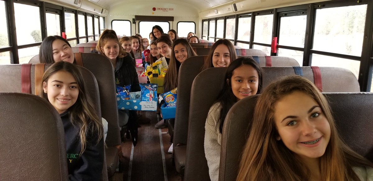 OLMA_NJ's tweet photo. @OLMA_NJ #CompassionQuest #MiniMester team is hitting the road to deliver a bit of "sunshine" to unsuspecting people all across Gloucester County. #OLMACares #Sisterhood https://t.co/LN4tFBAlQS