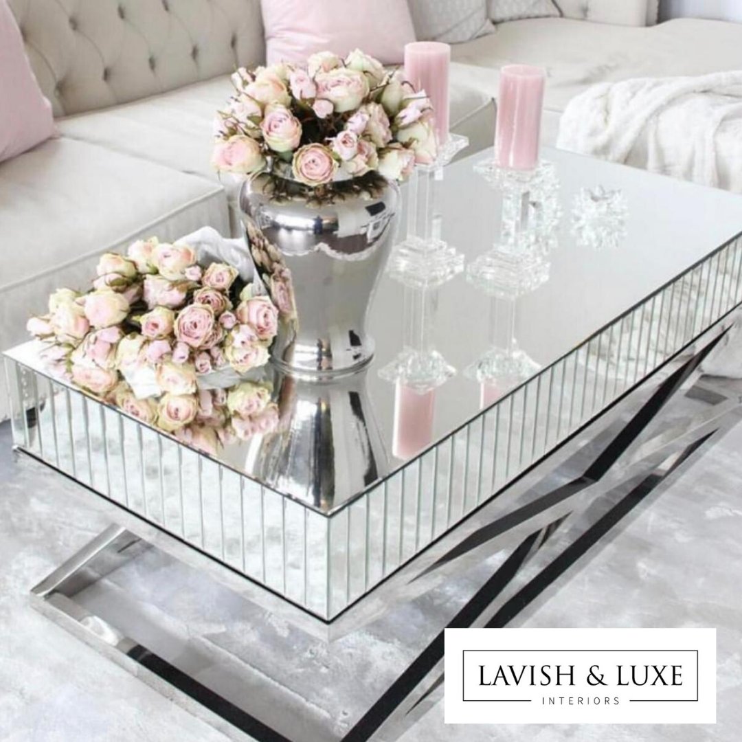 LavishInteriors's tweet photo. Table arrangement GOALS😍 This stunning coffee table will be available to purchase from our online store TOMORROW! 😱 set your alarms!

#LavishAndLuxeInteriors #interiorinspo #homegoals #interiorinspiration #homedesign #interiorstyle #instahome #homestyle #instadecor #homestyling https://t.co/rzciCCIy76