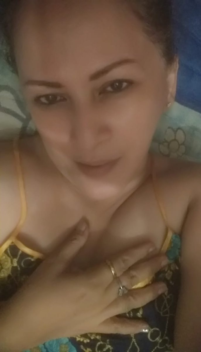 bundocih's tweet photo. Syarat VCS 50rb pulsa M3 085693903952.. Durasi sepuasnya sampe crot .. Di tgg pulsa masuk langsung vcs https://t.co/1UQkEcRu0k