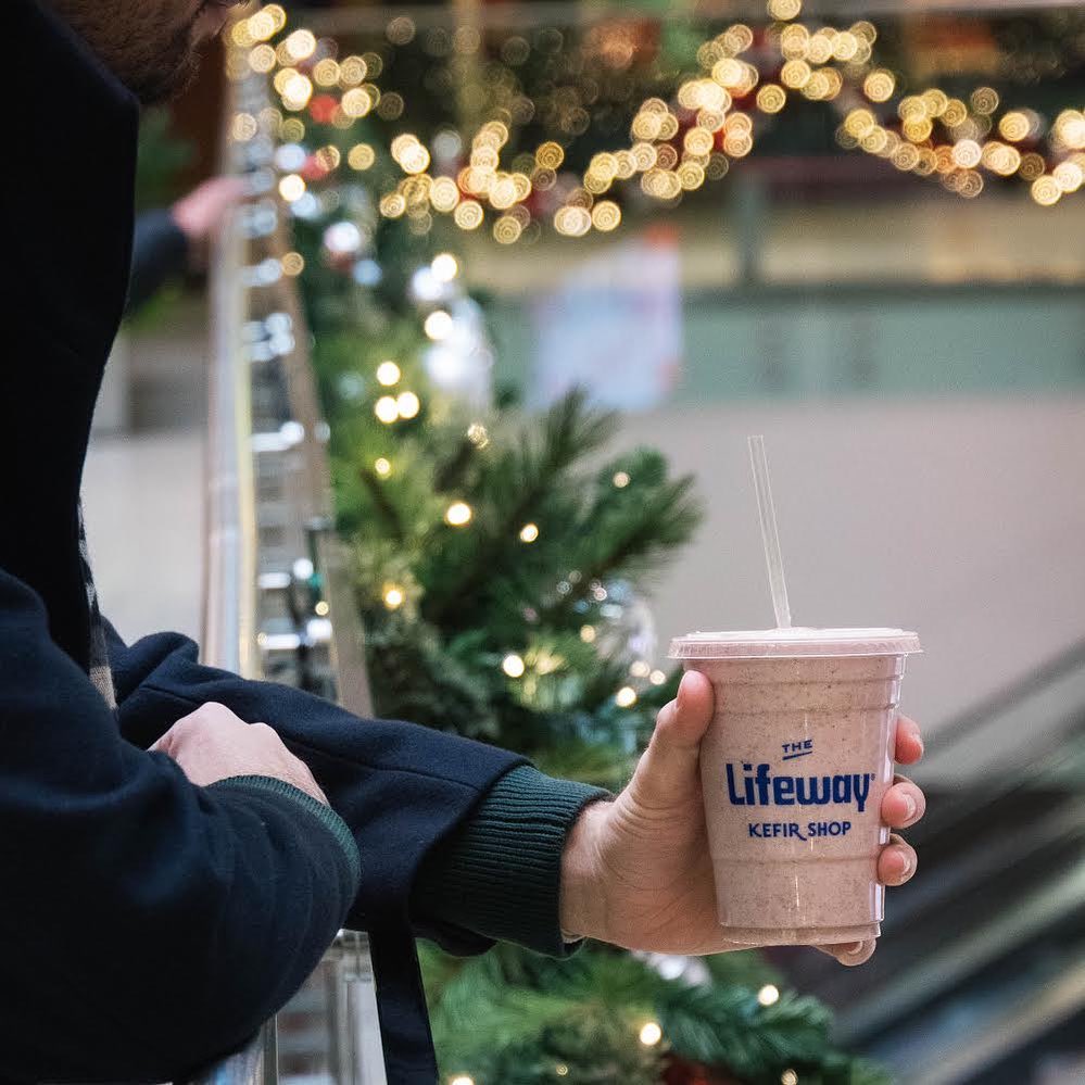 After all that holiday indulgence, a probiotic smoothie from <a href="/TheKefirShop/">Lifeway Kefir Shop</a> is just what the doctor ordered. Stop by the Pedway and pick one up for breakfast on your morning commute!