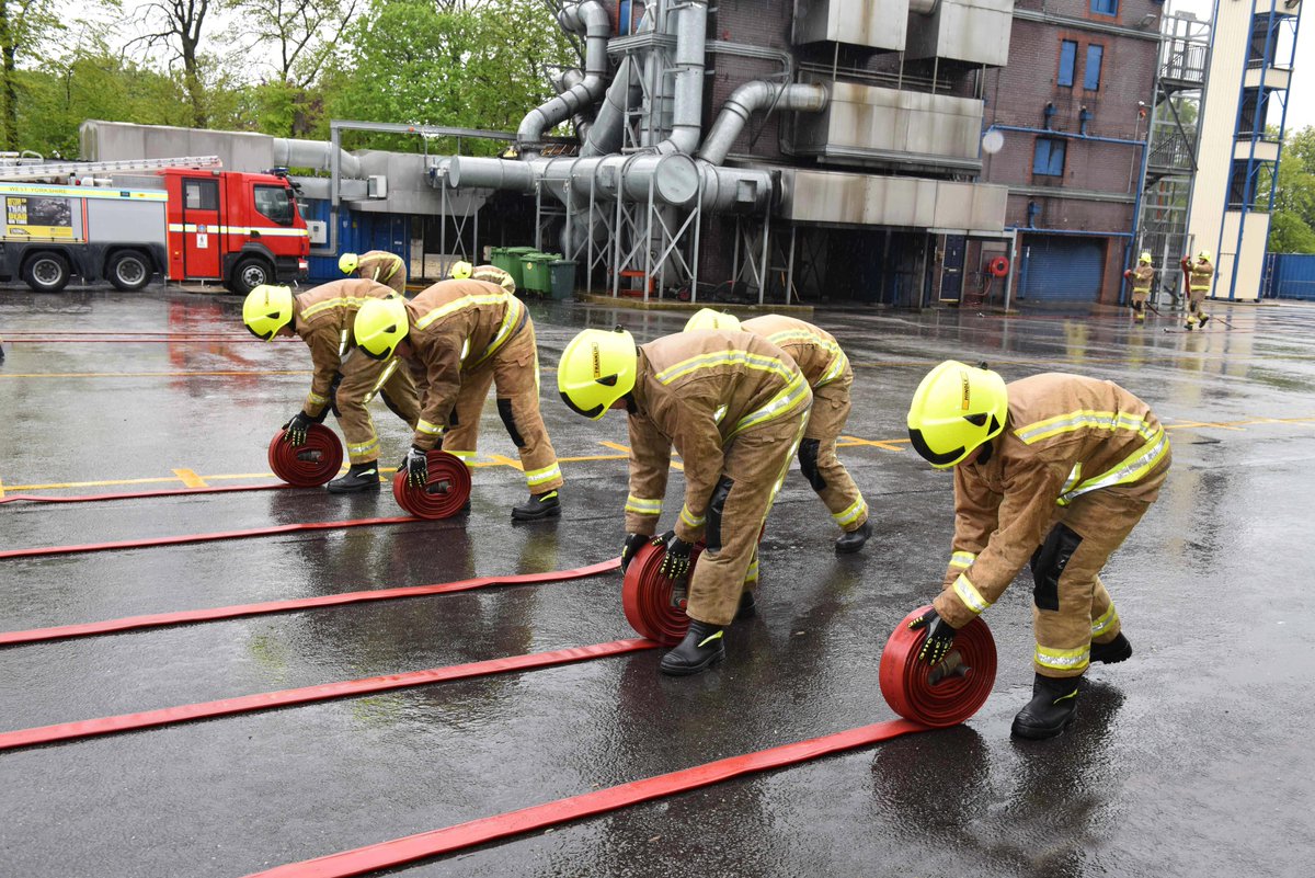 West Yorkshire Fire and Rescue Service tweet media
