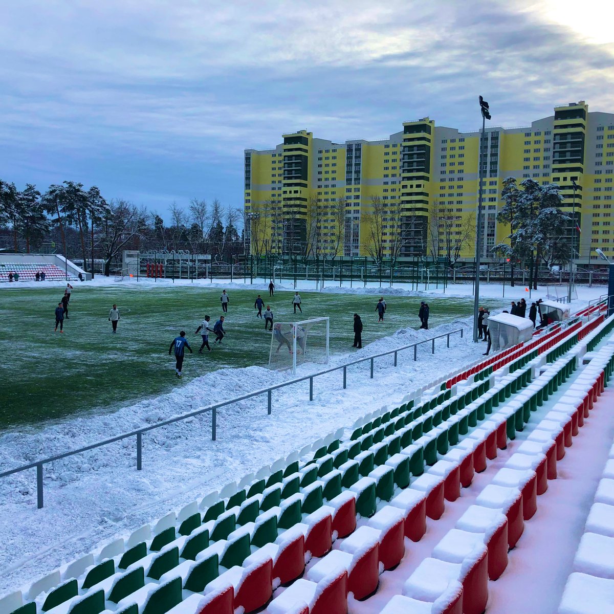 gh_moscow's tweet photo. 📆January 12
🏙Ramenskoye

🏆Open Lyubertsy Cup 2020
⚽️SSh Saturn vs FC Kraskovo 
🧮4:4(3:1)

🎟0₽
👥~30
☕️35₽

#groundhopping https://t.co/pGR6yZ9goG