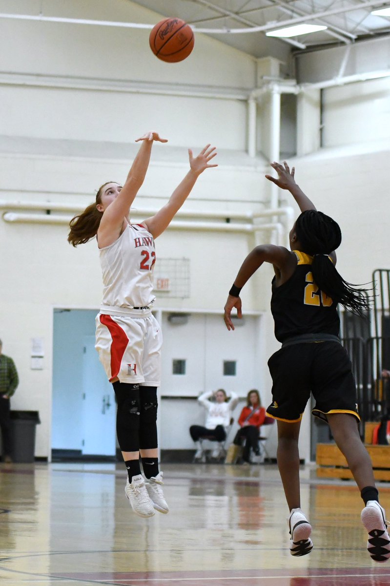 cpb974's tweet photo. @HawkenGirlBball Awesome win girls! https://t.co/LOptQKkAhE