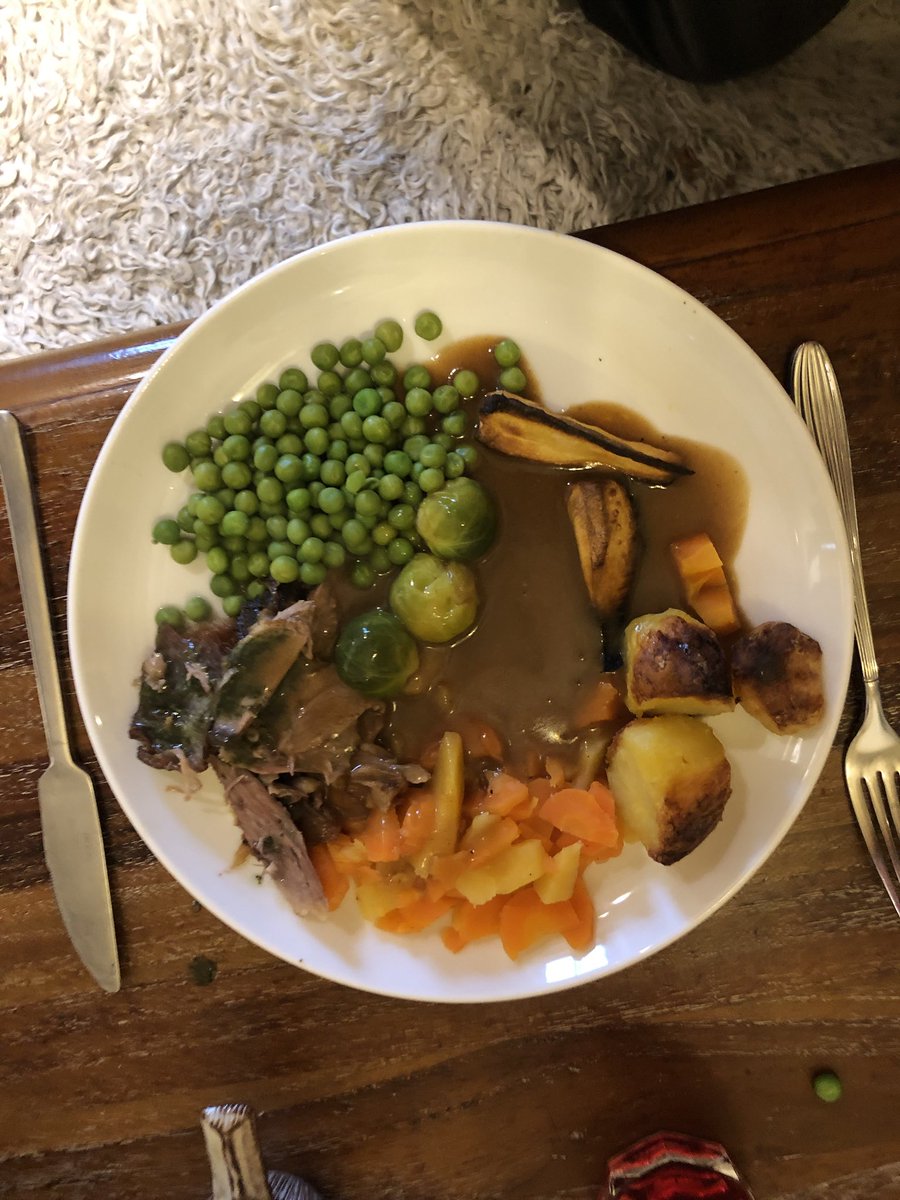 1GarethWynJones's tweet photo. @ShiteWall No idea what #Shitwall is but the food on my plate was amazing. 🥊 https://t.co/fSuyoNg20x