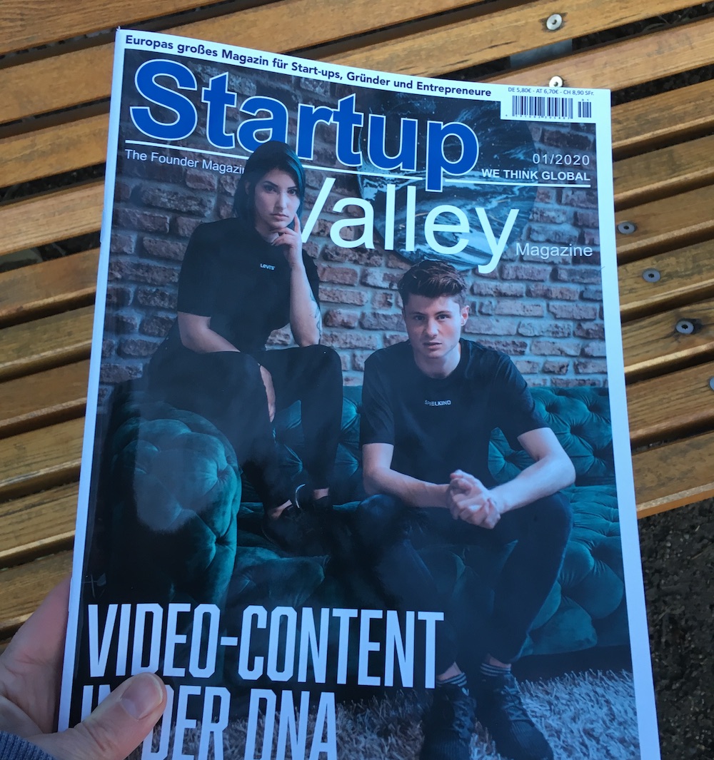 startup_valley's tweet photo. StartupValley Magazin on tour 
⠀
25 MATE-Gründer Kati Karenina und Felix von der Laden

#video #youtube #25mate #spielkind #gründerteam #katikarenina #felixvonderladen  #newwork #newlearning #marketing #branding    #motivation
#magazin #magazine #magazinecover #startupvalley https://t.co/YSHpcGeLLt