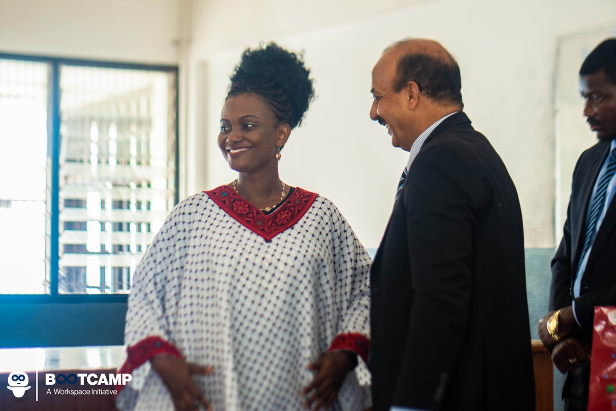 workspacegh's tweet photo. What a surprise it was when the IoT Hackathon Chairman gave away a kaftan to one of our judges - for the day - as a reward for her contribution to #STEM4G. No one saw it coming ๐คฉ๐. You love to see it๐ค.
#WSB20 https://t.co/VYih2Li3fI