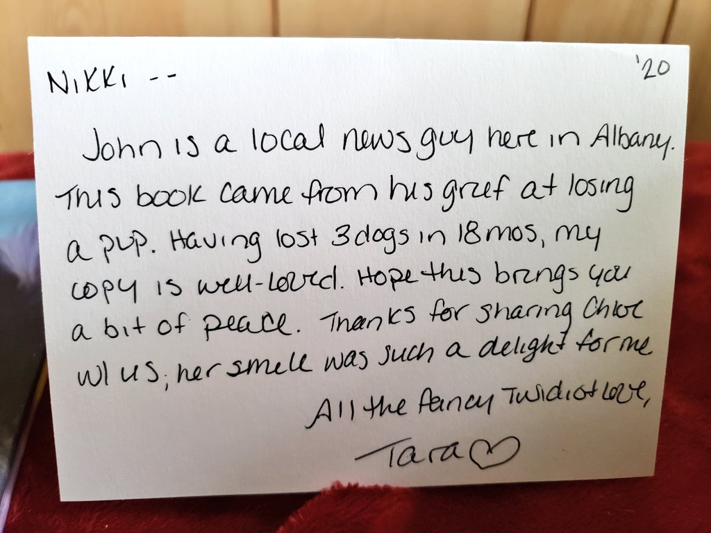 snickles1977's tweet image. I have such wonderful friends! Thank you so much to fellow @fbhw #FancyTwidiot @MrsDtweets13 for the kind, thoughtful words and beautiful book❤❤ Chloe was definitely a special girl that needed to bring love and smiles to another. Lovely book to bring tears and also smiles💕