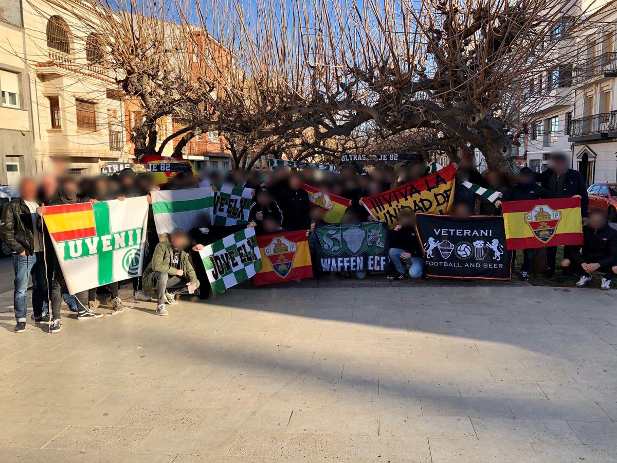 Hoolsesp's tweet photo. @JoveElx82 en Yecla.

Yeclano-Elche https://t.co/hyqvRA3FMf