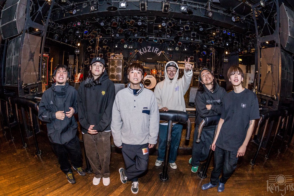 KUZIRAwkm's tweet photo. 【KUZIRA × ENTH】
Pay The Piper Tourに関わってくれた全ての方々ありがとうございました！
これにてPTPツアー終了！
8月から今日で全57本周りきりました🚘
これからもKUZIRAをよろしくお願いします🐋 https://t.co/7cqYVpm96R