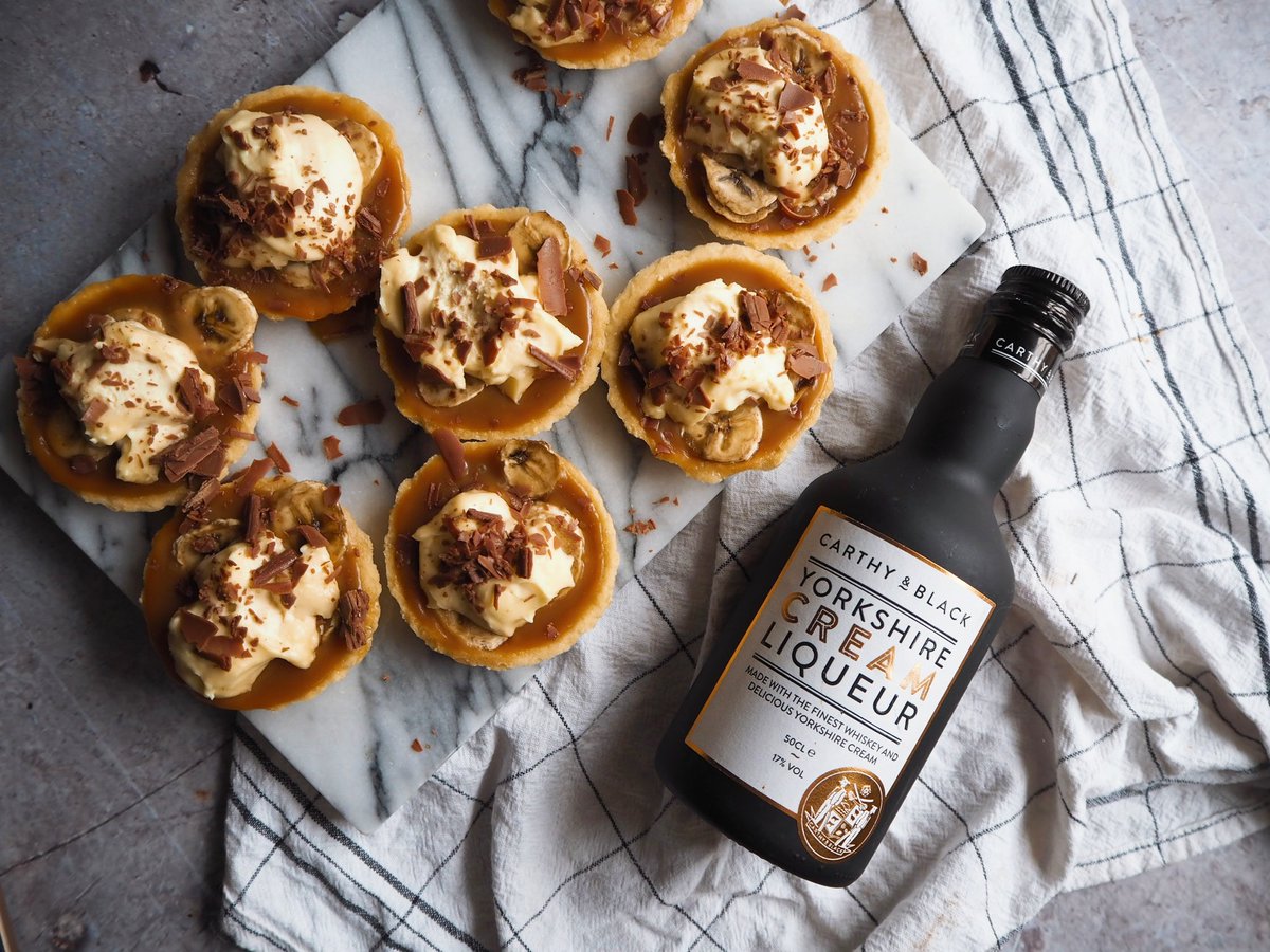 New Year, new hobby! How about giving baking a go? These Whisky Banoffee Tartlets are scrumptious! Get the recipe on our Facebook page. 👍 

#boozybaking #CarthyandBlack