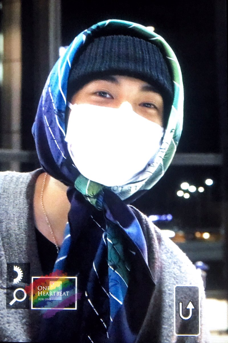 oneheartbeat329's tweet photo. 200112 김포 입국 프리뷰 
제원이도 따뜻하게 입어야지🥺

#원 #정제원 #ONE #JAEWON https://t.co/VfjMEdJf5V