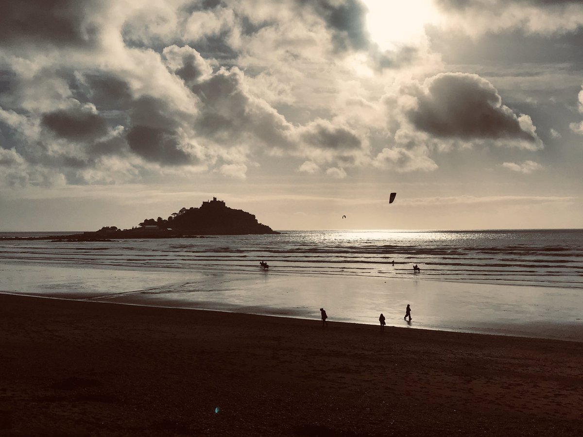 St Michaels Mount looking stunning as usual. Home ❤️