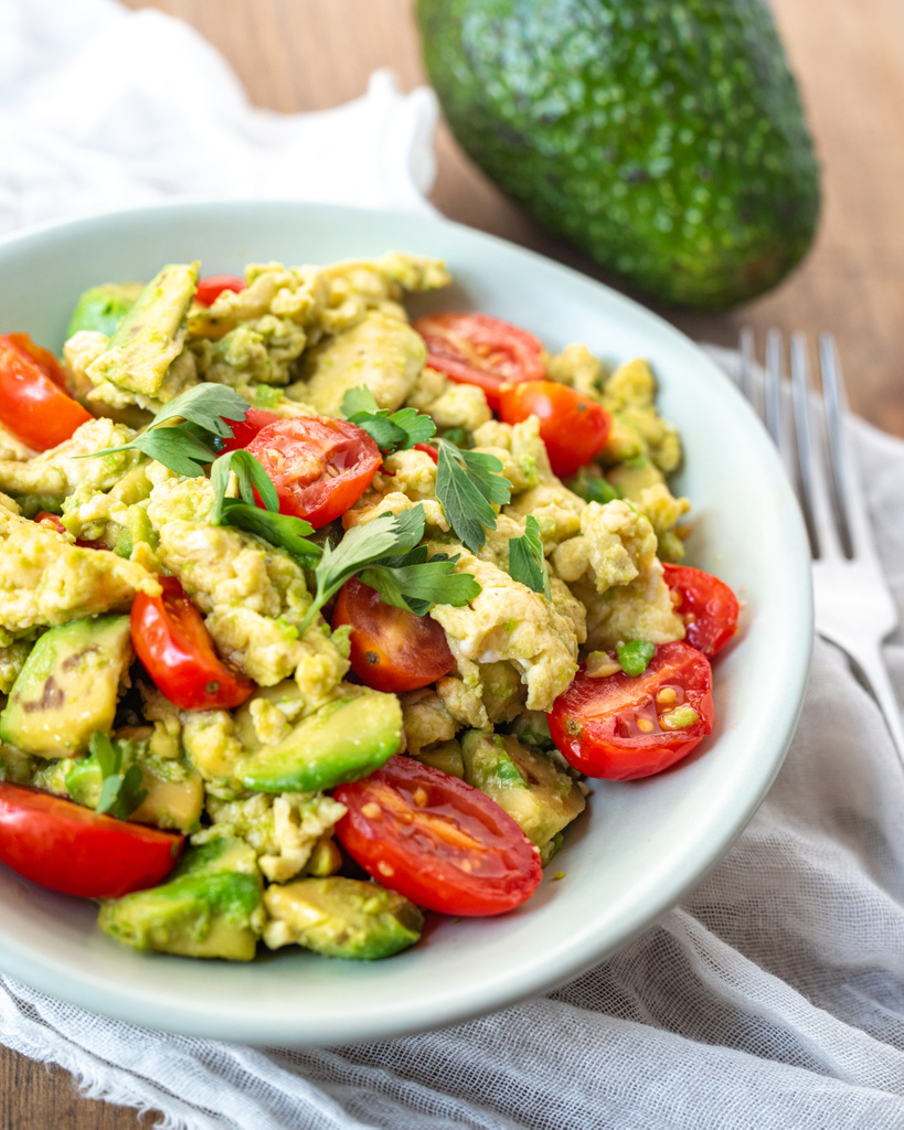 KetoLogicFuel's tweet photo. Kick off your day with this satiating and delicious avocado breakfast scramble from @timtebow! 

#GoKetoWithTebow

GET THE RECIPE: https://t.co/kXMF3dAQKD https://t.co/zLZrkvvf5l