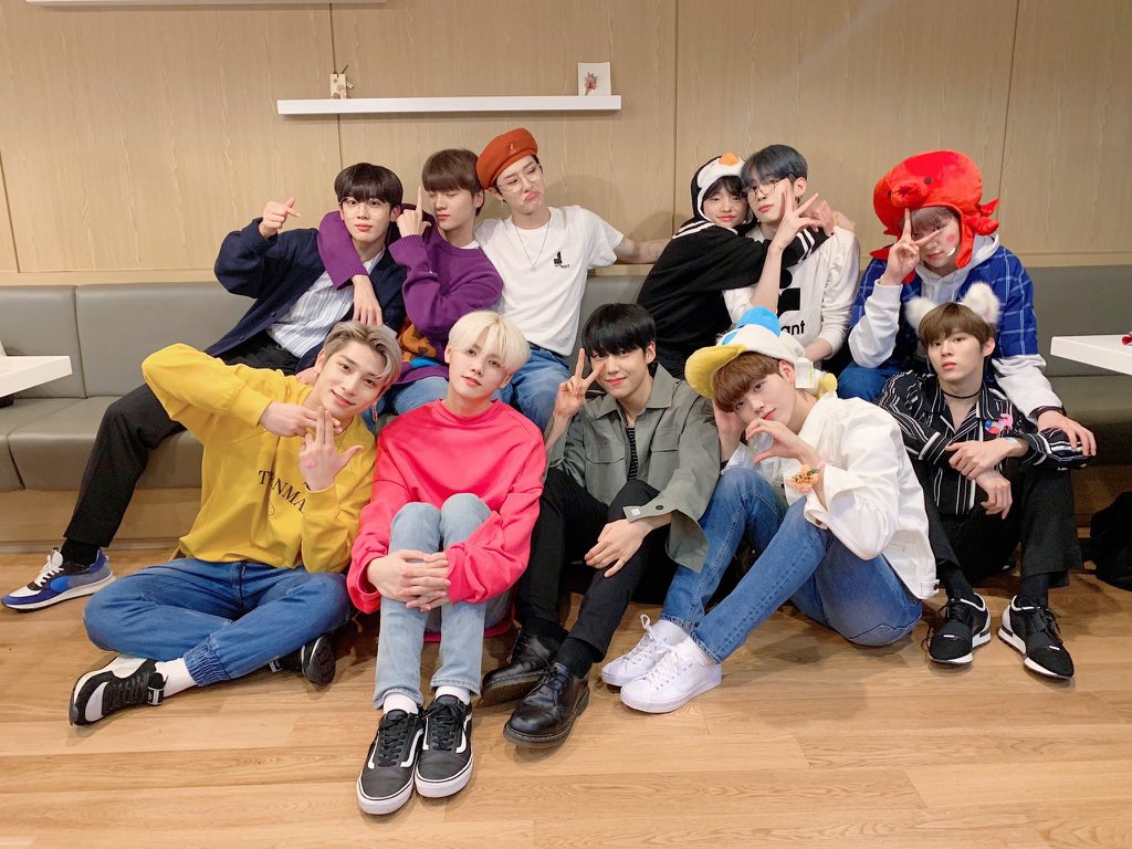 RentalSuper's tweet photo. 슈퍼렌탈도 모두의 행보를 기대합니다
꿈은 끝나지않는 거니까요! 
#엑스원_새그룹_기다릴게
#waiting_for_NEWX1
@x1official101 @x1members #원잇
#엑스원 #카메라대여 #캠코더대여 #망원경대여 https://t.co/zCnFlB7770