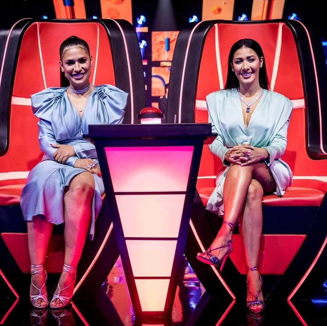 guriasdasimone's tweet photo. É hoooooooje
@thevoicekidsbr
Com certeza o melhor programa de domingo com as coleguinhas mais amadas @SimoneeSimaria @Simone_SeS @acesso_ses
#Amooooooooooo❤ https://t.co/qtCLuBiE0R
