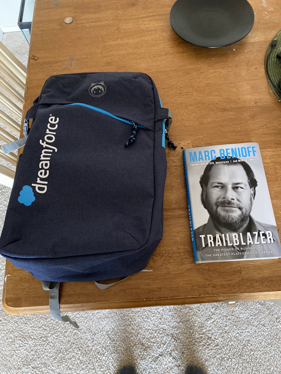 Massive gratitude to my brother <a href="/SalesforceJoshF/">Joshua Feldman</a> for hooking me up with <a href="/salesforce/">Salesforce</a> swag last night! Can’t wait to dig into the book!
