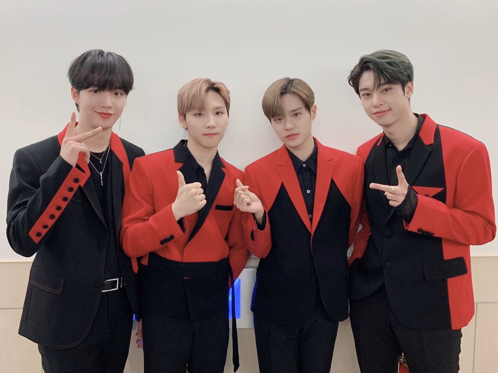 AB6IX tweet media
