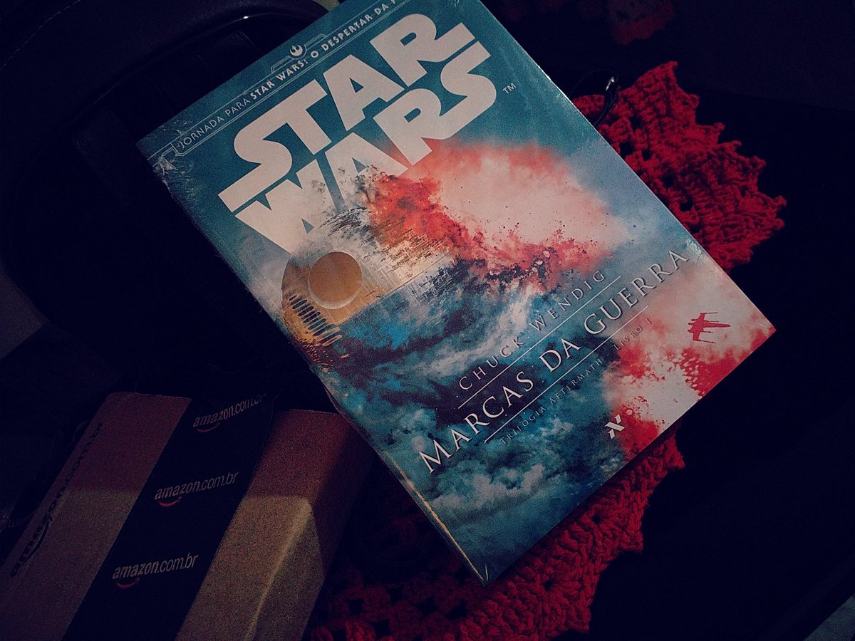 ellenalliv_'s tweet photo. meus livros = tudo pra mim #LivrosEmaisLivros https://t.co/4c7rRncEIO