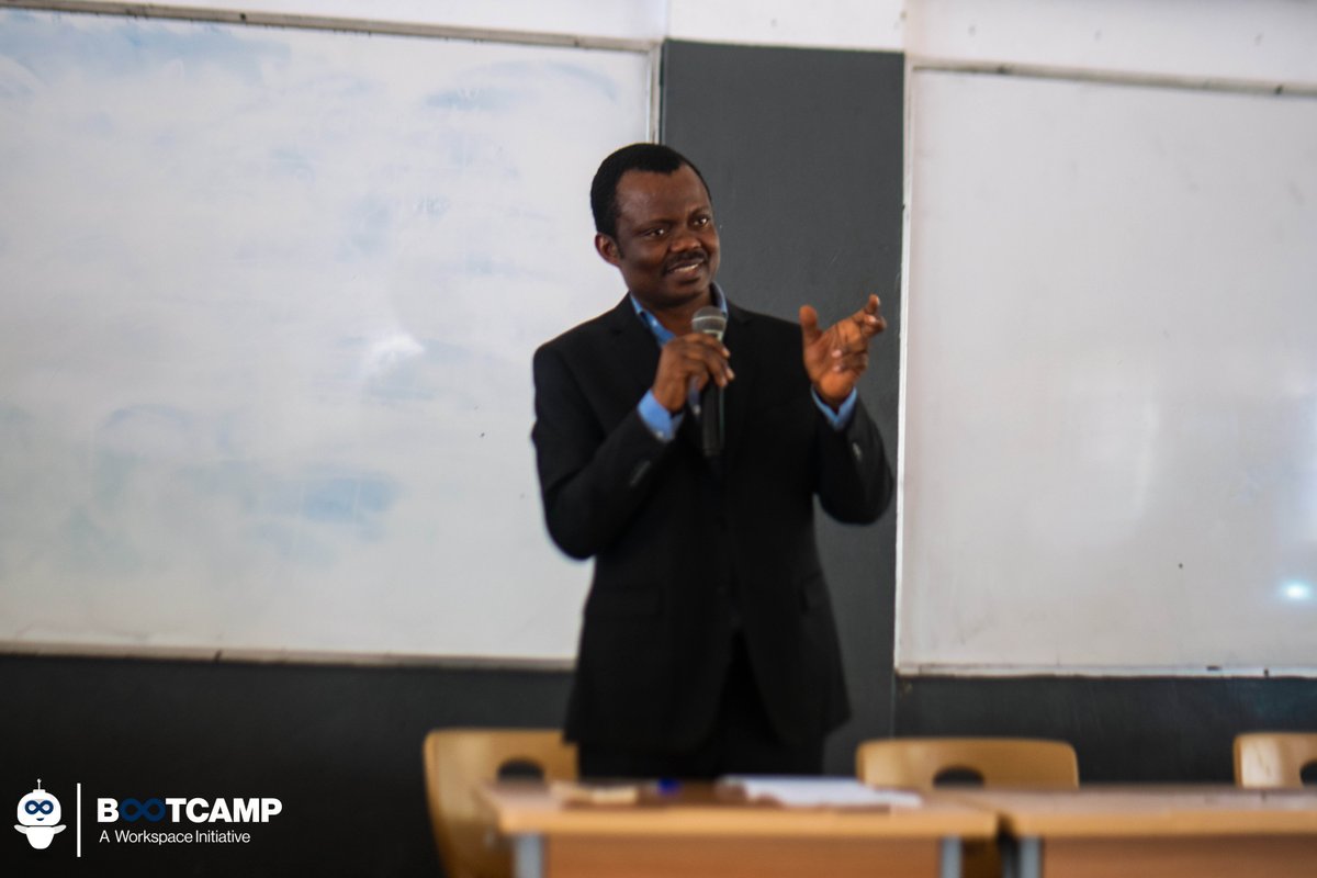 workspacegh's tweet photo. Also in attendance was Mr Richard Densu, Senior Manager - Technology Enablement Enterprise Business (MTN), who gave a short lecture on diseases which are combatted with technology and was as well a judge on the panel. We had a good time having him around. #WSB20 #IoT https://t.co/50eIvPztqm