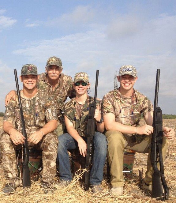 jimmybob72's tweet photo. Today we will honor my dad as we gather back home to morn his passing and celebrate his life. I’m gonna miss you Pops and of course our annual opening day dove hunts!  You somehow managed to get one more hunt  in...  RIP Pops! https://t.co/oejYQEyPTr