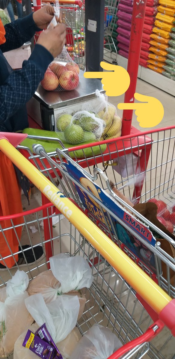 amandchawla's tweet photo. @RelianceSmartIN Thanks for bringing #SmartShopping in #NewGurugram #Sector85 #Iris but this vegetable packing net is #hazardous. Need some alternate 🙏
#plasticpollution
@PlasticMenace @TheOceanCleanup @CPCB_OFFICIAL @AfrozShah1 @cleanAirBharat @ClimateActionGG @DevelopNewGgn https://t.co/KLL9bSqcq5