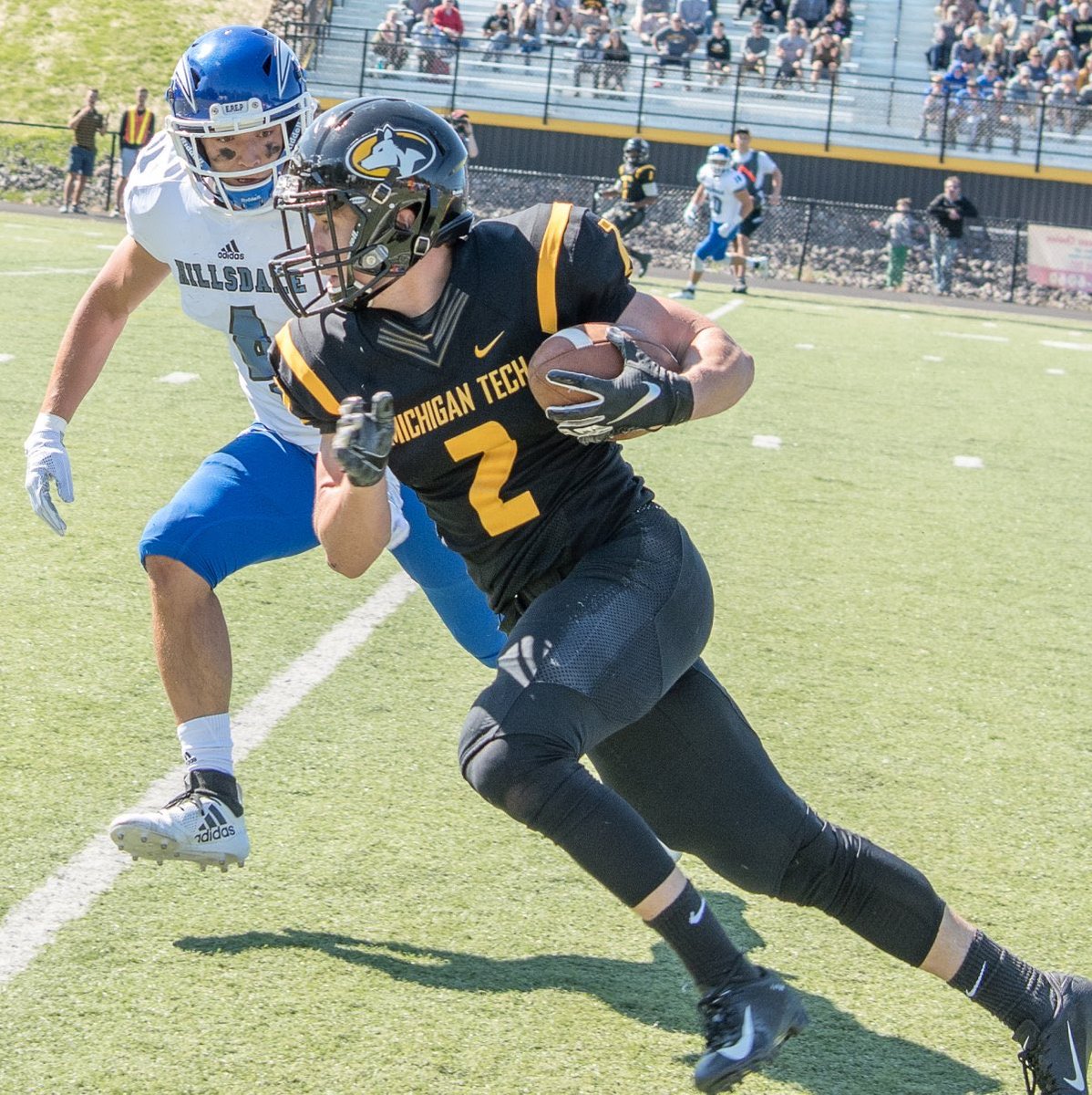 drew2carpenter's tweet photo. Extremely Blessed to Receive an offer from Michigan Tech University🐺 https://t.co/3z6mJhjY3A