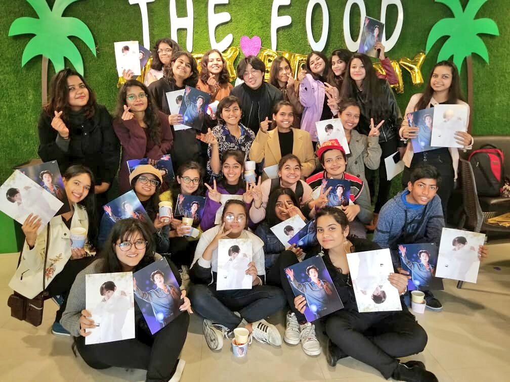 bangtanlko's tweet photo. "You got me
I dream while looking at you
I got you
In the nights that are pitch black
Each other's light that we saw
We were saying the same thing"

Thank you guys for coming, it was so good to have y'all there.Stay healthy,work hard and keep loving #BTS💜
@BTS_twt
@BangtanINDIA https://t.co/8dK1geRFCE