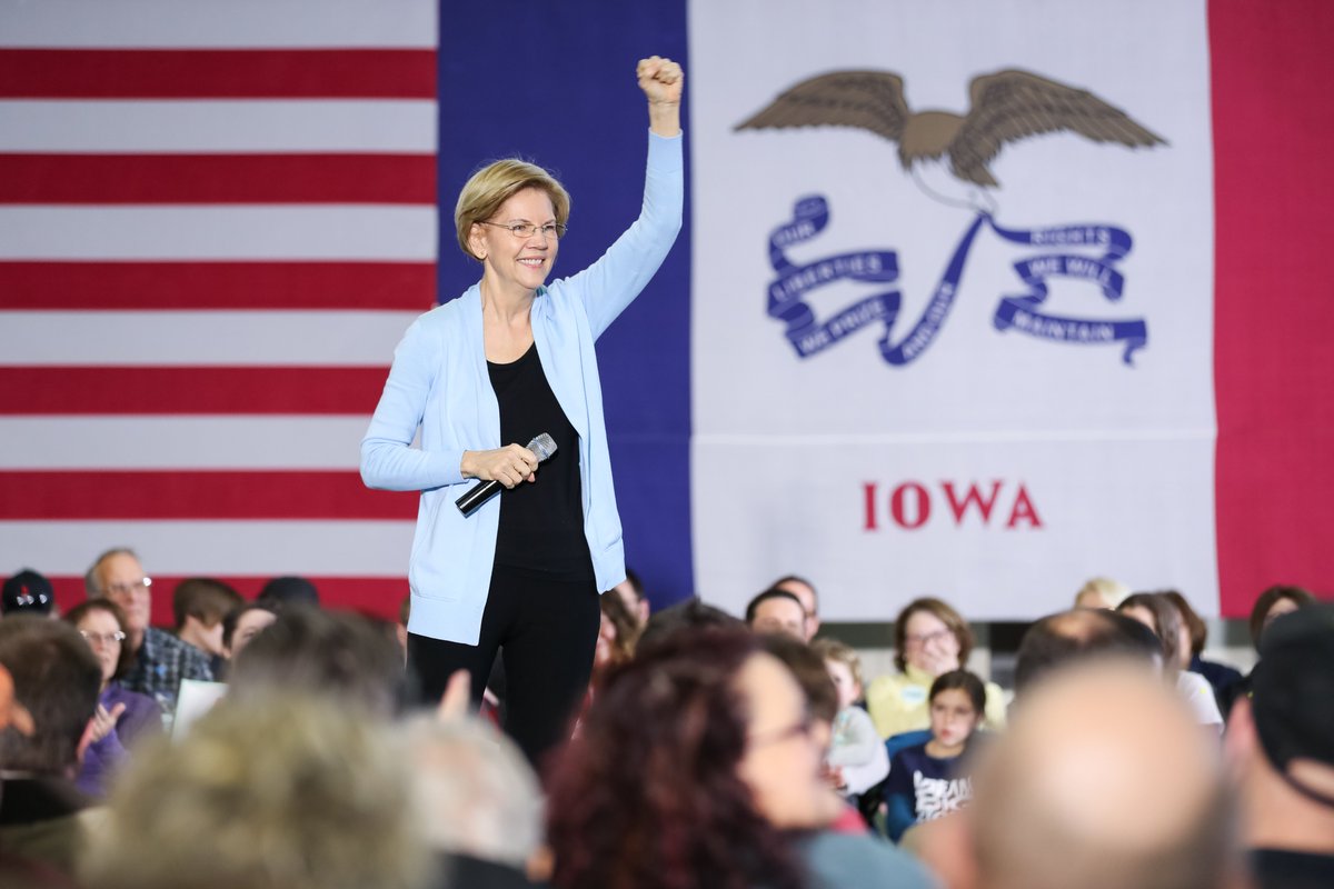 Elizabeth Warren at the Mason City town hall.